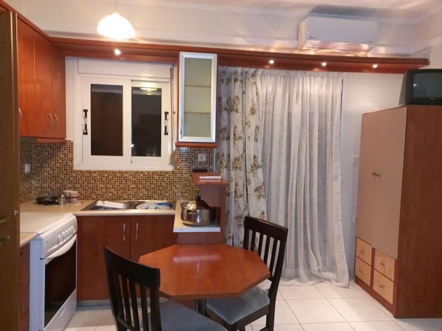Ιάνθη Studio Apartment Karditsa Bagian luar foto