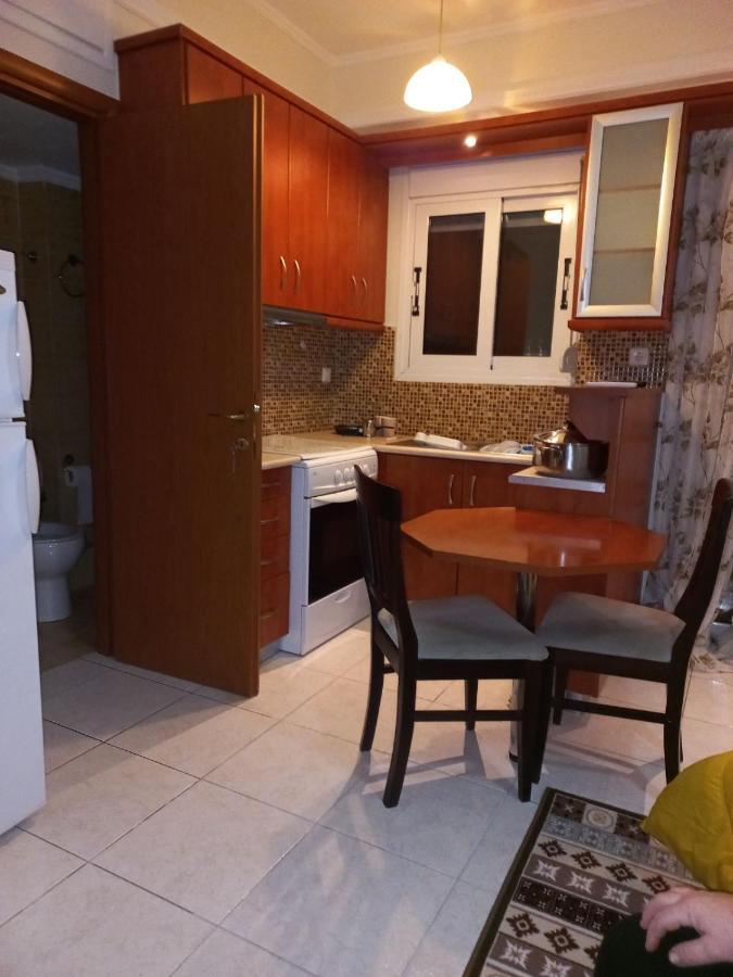 Ιάνθη Studio Apartment Karditsa Bagian luar foto